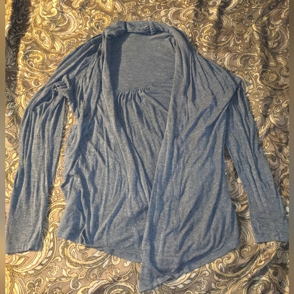 Storm Long sleeve Cardigan 🩶